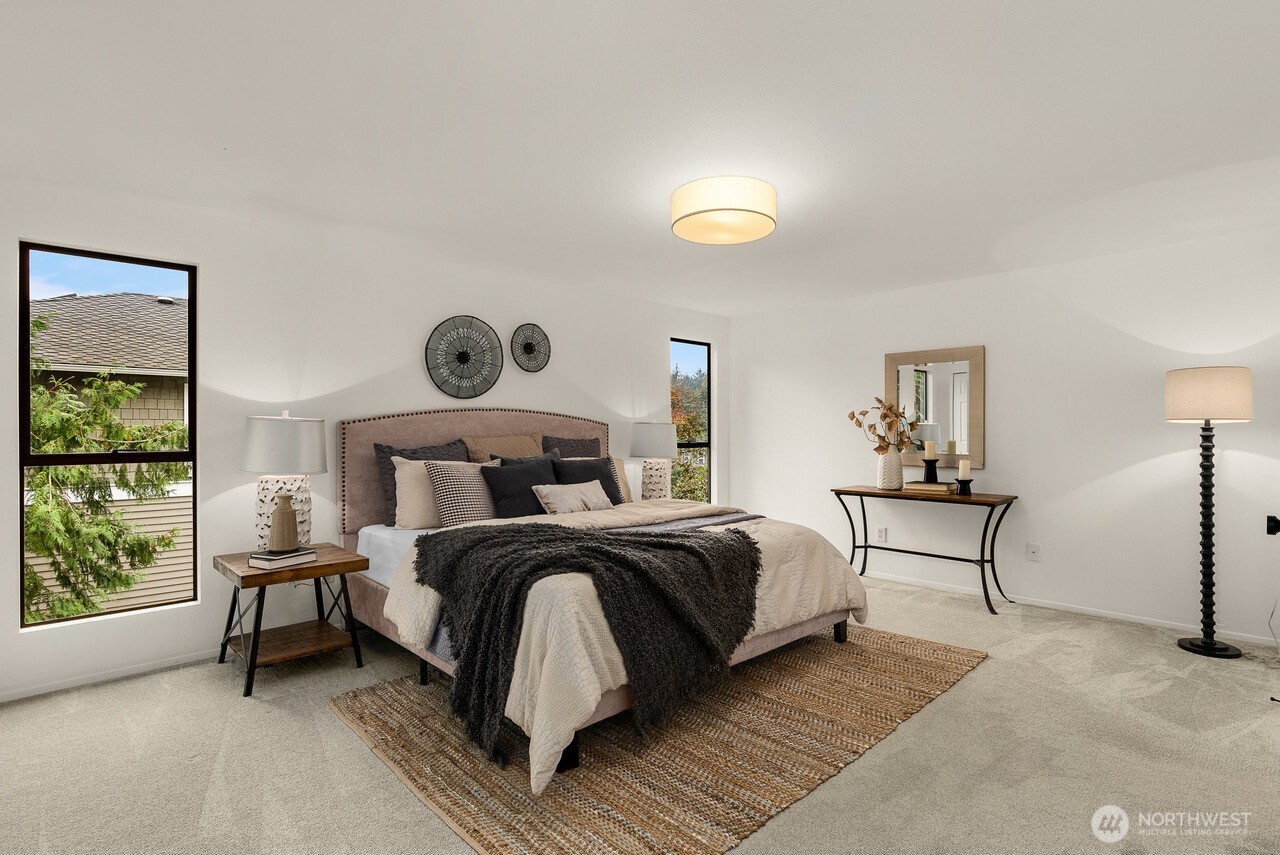 10703 NE 53rd Street , Kirkland, WA 98033