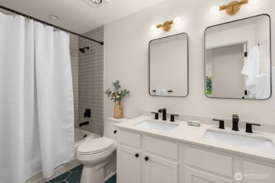 10703 NE 53rd Street , Kirkland, WA 98033 - Photo 29