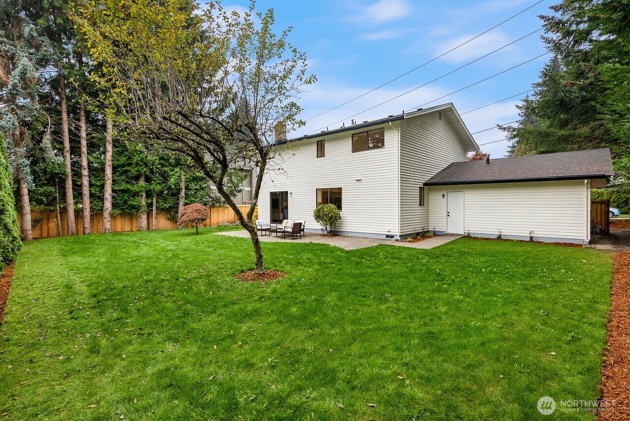 10703 NE 53rd Street , Kirkland, WA 98033