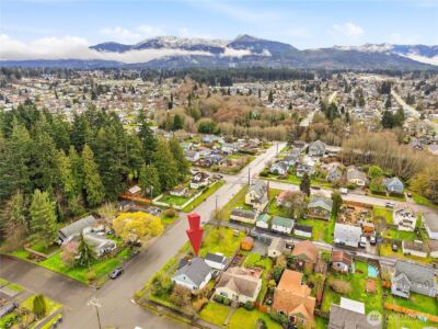 302 S Albert Street , Port Angeles, WA 98362 - Photo 4