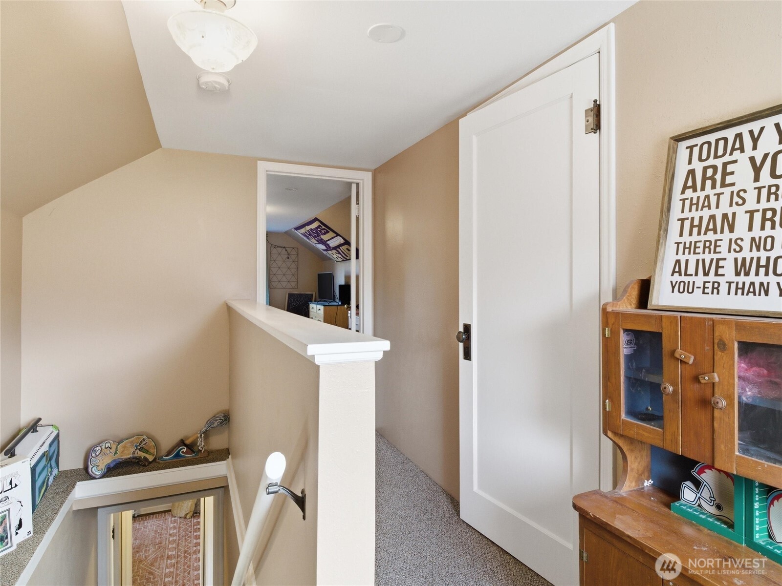 302 S Albert Street , Port Angeles, WA 98362