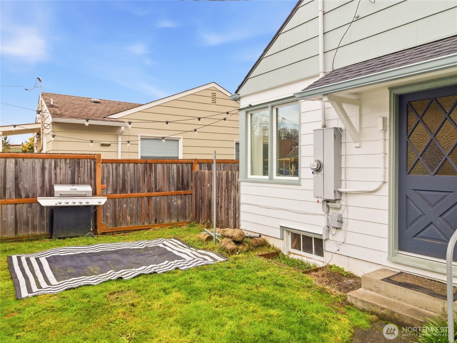 302 S Albert Street , Port Angeles, WA 98362