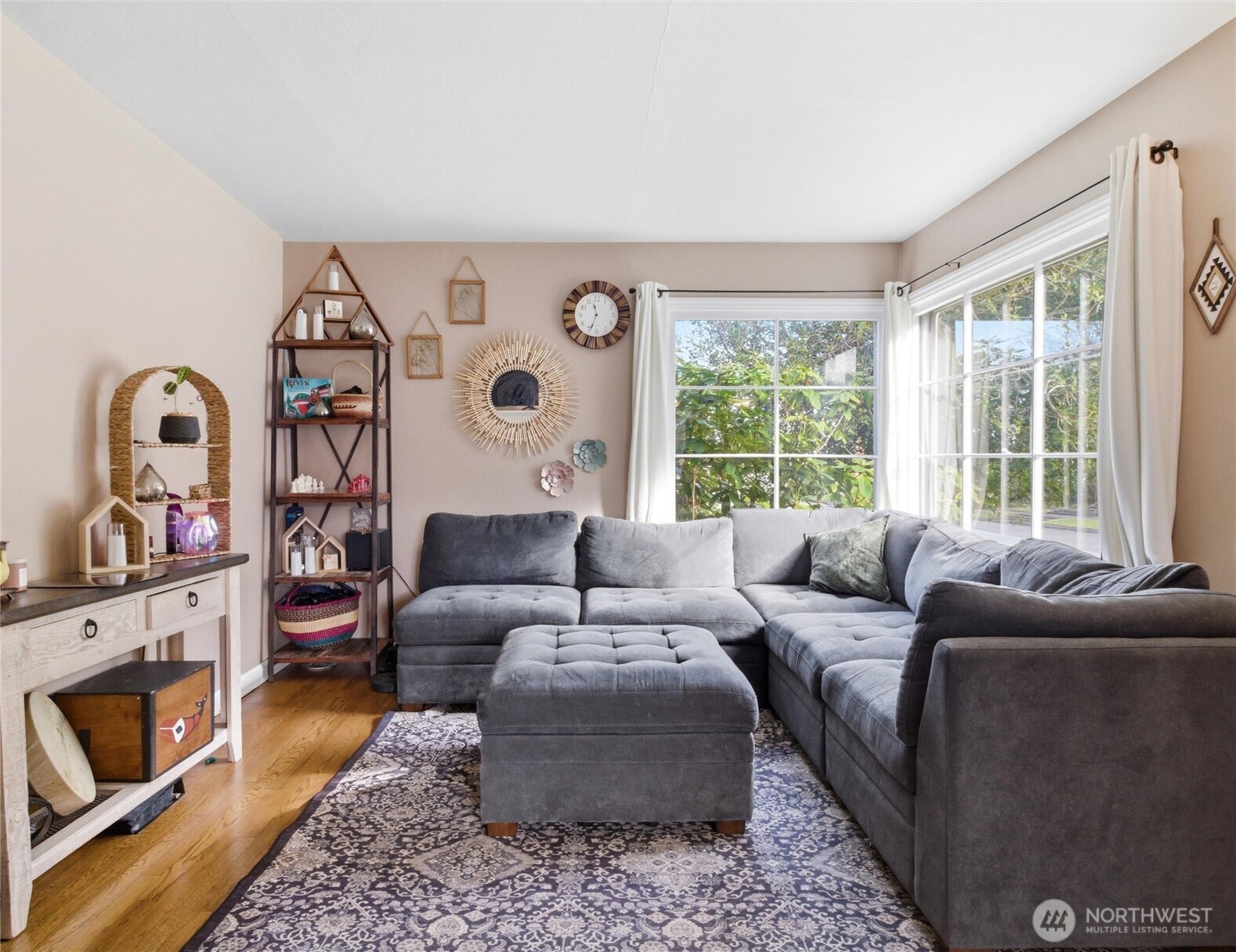 302 S Albert Street , Port Angeles, WA 98362