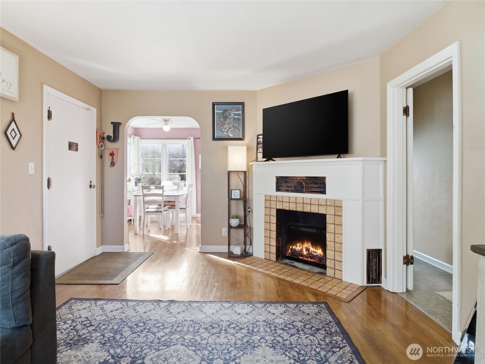 302 S Albert Street , Port Angeles, WA 98362