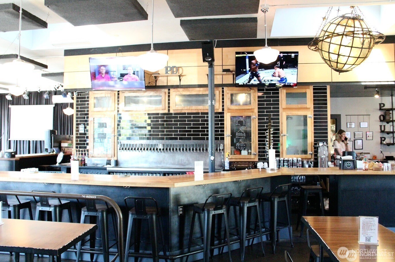 8000 15th Avenue NW, Seattle, WA 98117