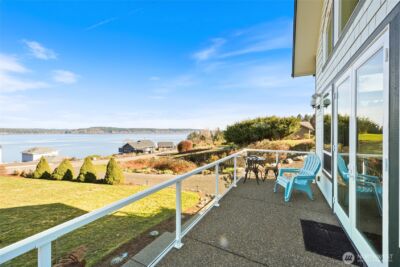 201 E Smith Cove Way , Shelton, WA 98584