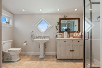 201 E Smith Cove Way , Shelton, WA 98584 - Photo 22