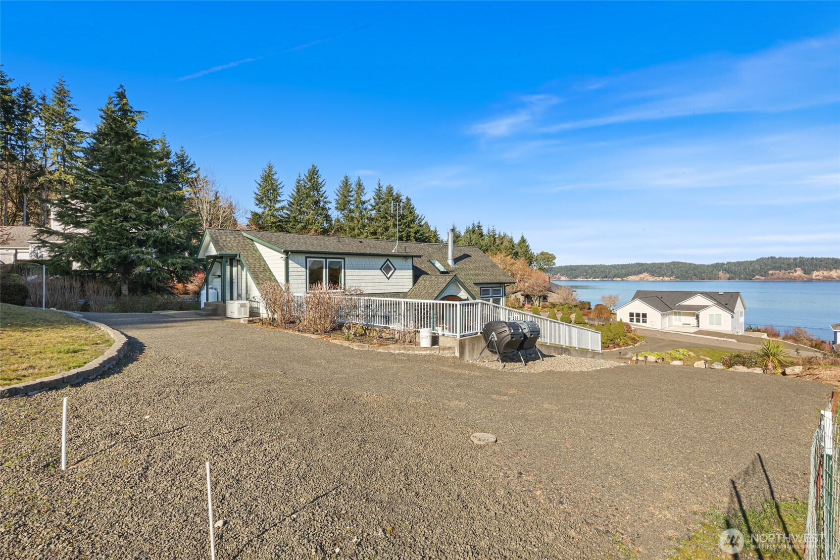201 E Smith Cove Way , Shelton, WA 98584