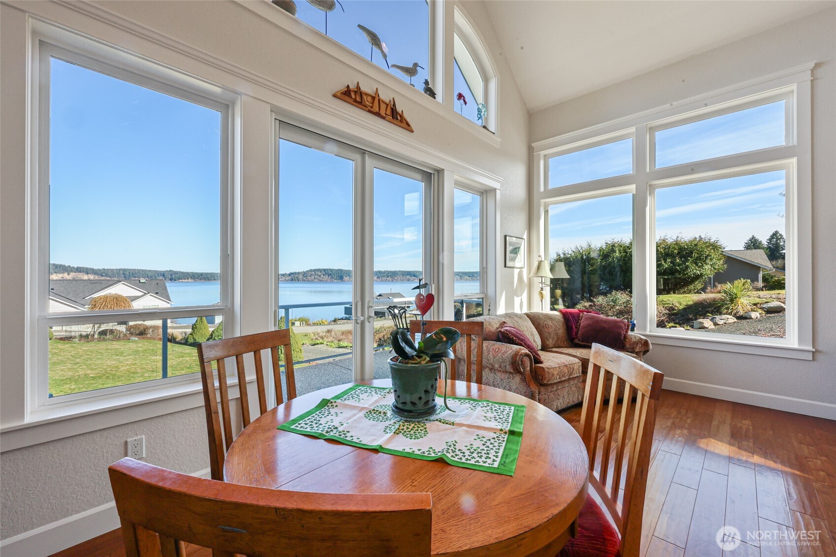 201 E Smith Cove Way , Shelton, WA 98584