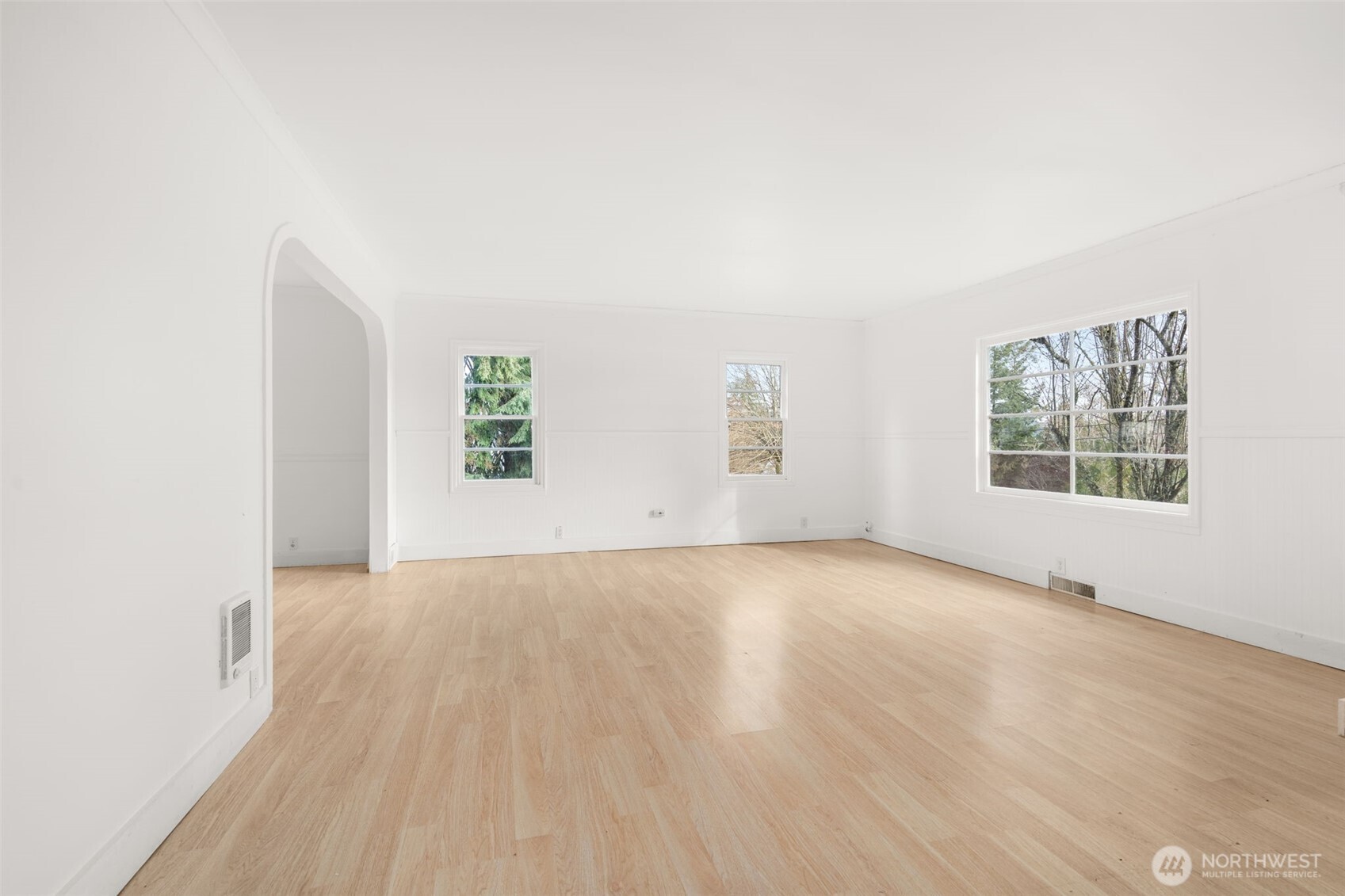 1036 Fowler Street , Raymond, WA 98577