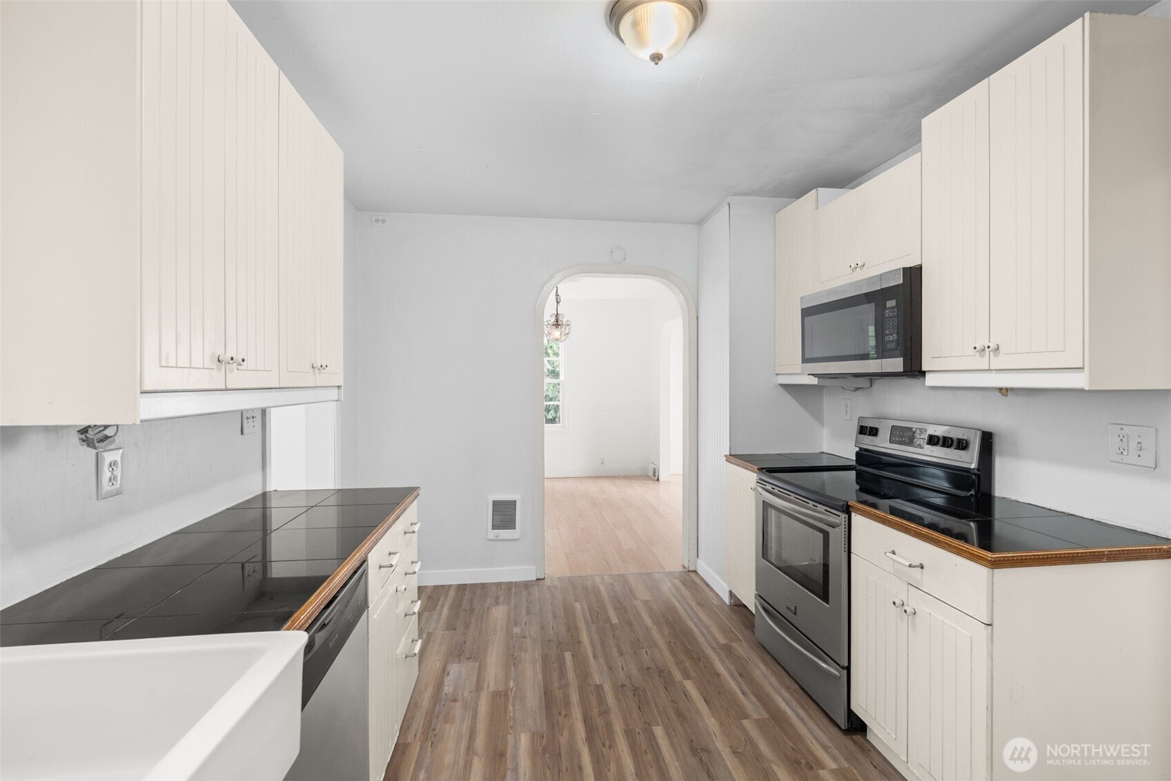 1036 Fowler Street , Raymond, WA 98577