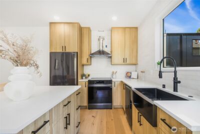 1805 SW Elmgrove Street , Seattle, WA 98106 - Photo 4