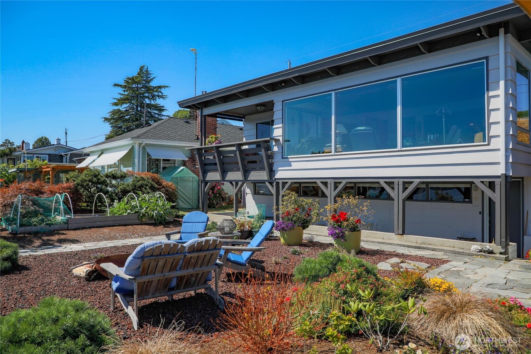 711 Shore Drive , Bremerton, WA 98310