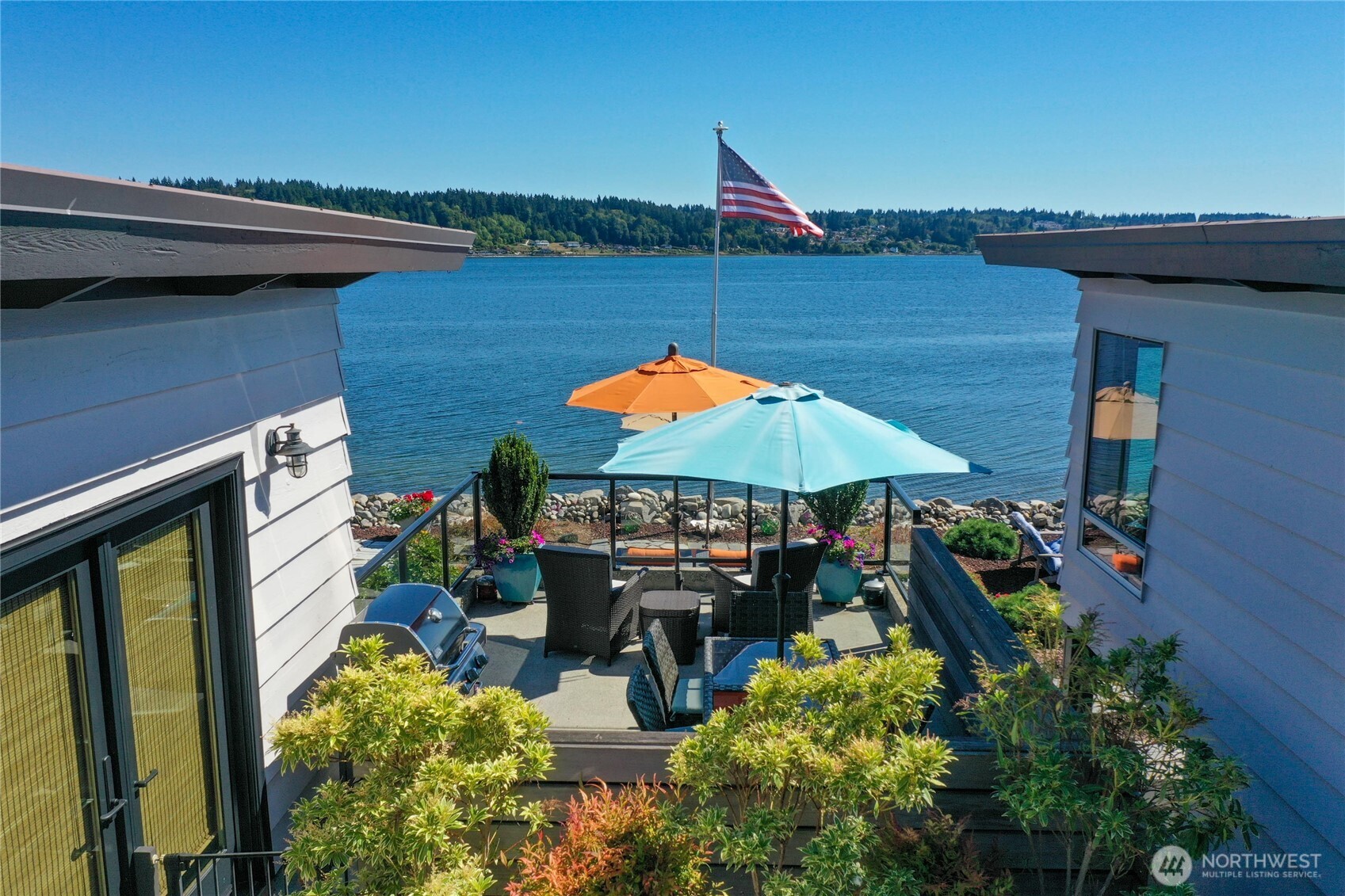 711 Shore Drive , Bremerton, WA 98310