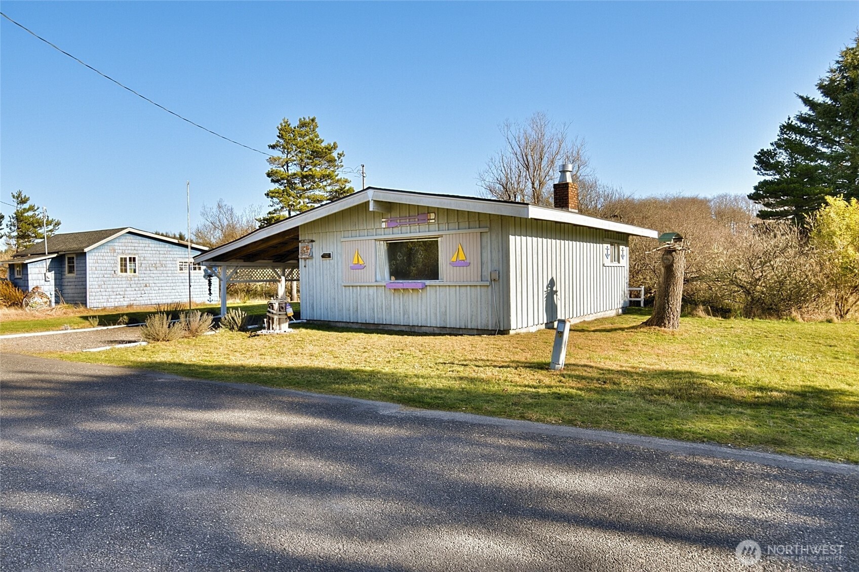 16 Oyehut Road , Hoquiam, WA 98550