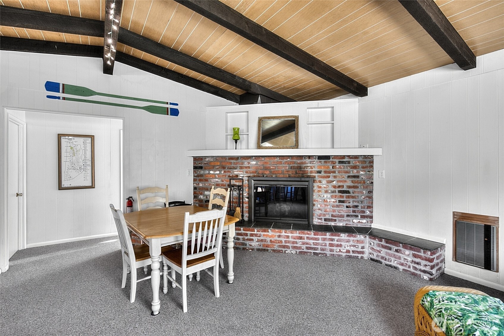 16 Oyehut Road , Hoquiam, WA 98550