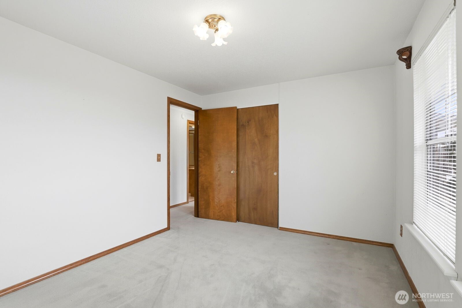 119 N 46th Avenue , Yakima, WA 98908