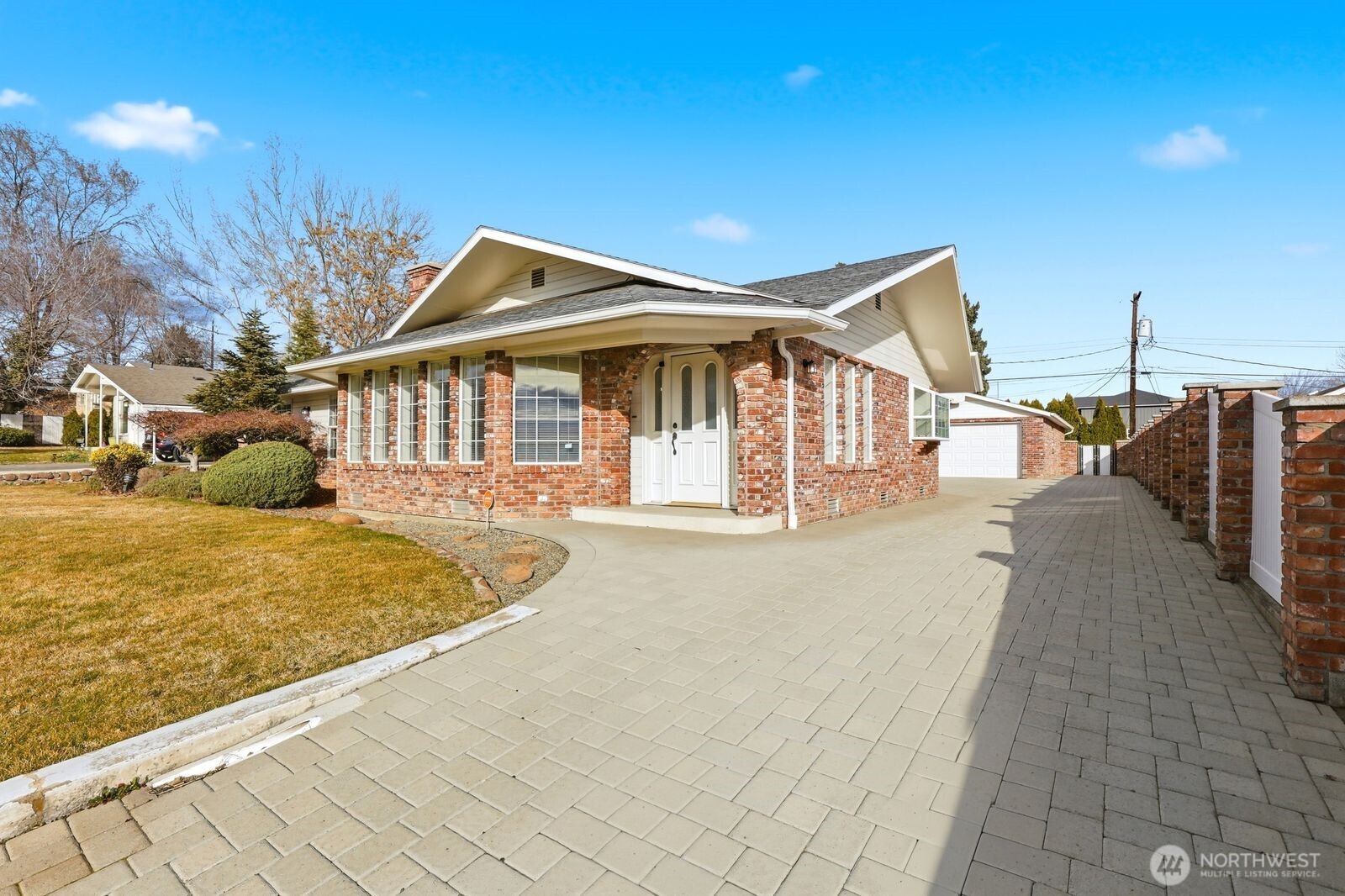 119 N 46th Avenue , Yakima, WA 98908