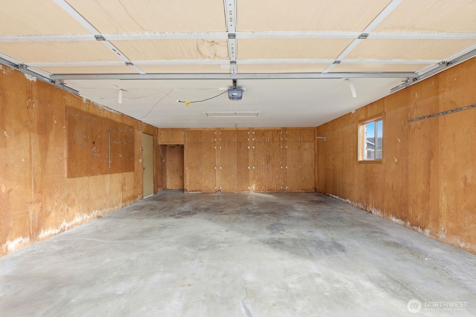 119 N 46th Avenue , Yakima, WA 98908