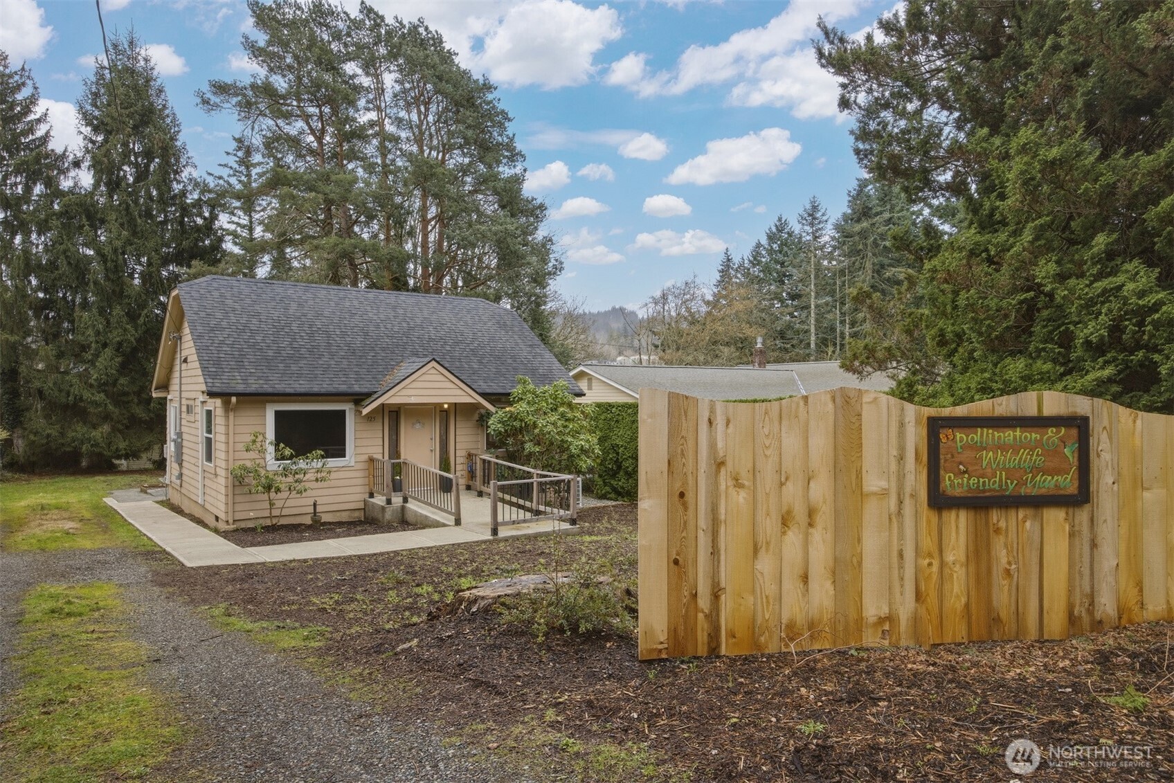 125 34th Street , Bellingham, WA 98225-6058