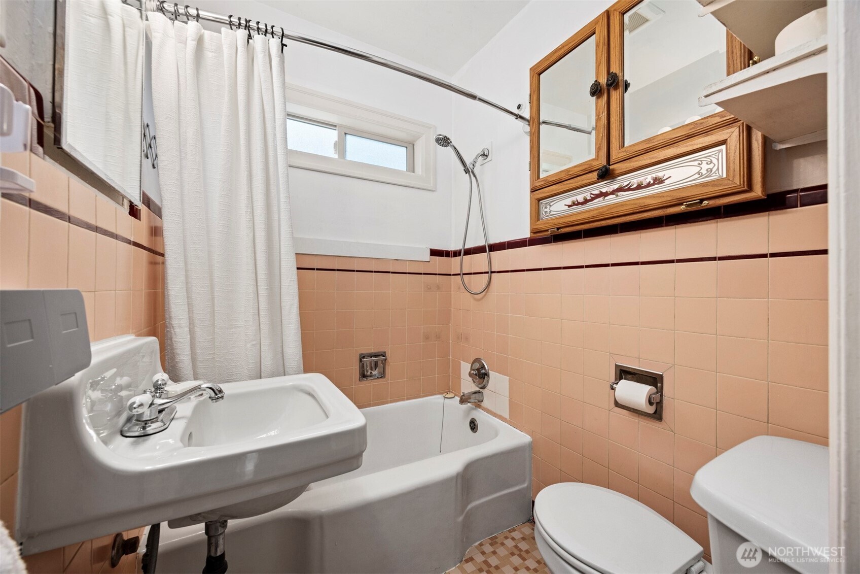 125 34th Street , Bellingham, WA 98225-6058