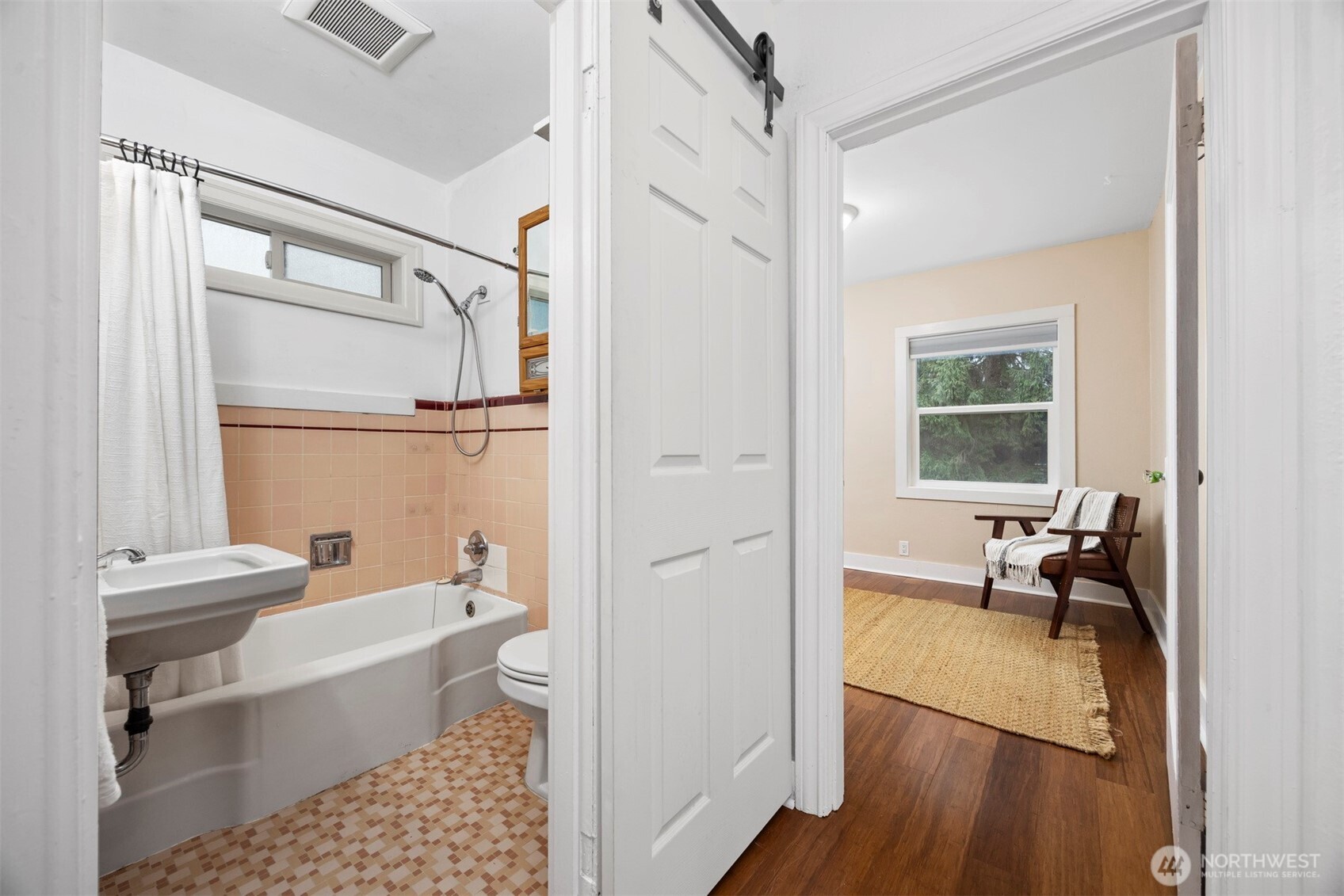 125 34th Street , Bellingham, WA 98225-6058