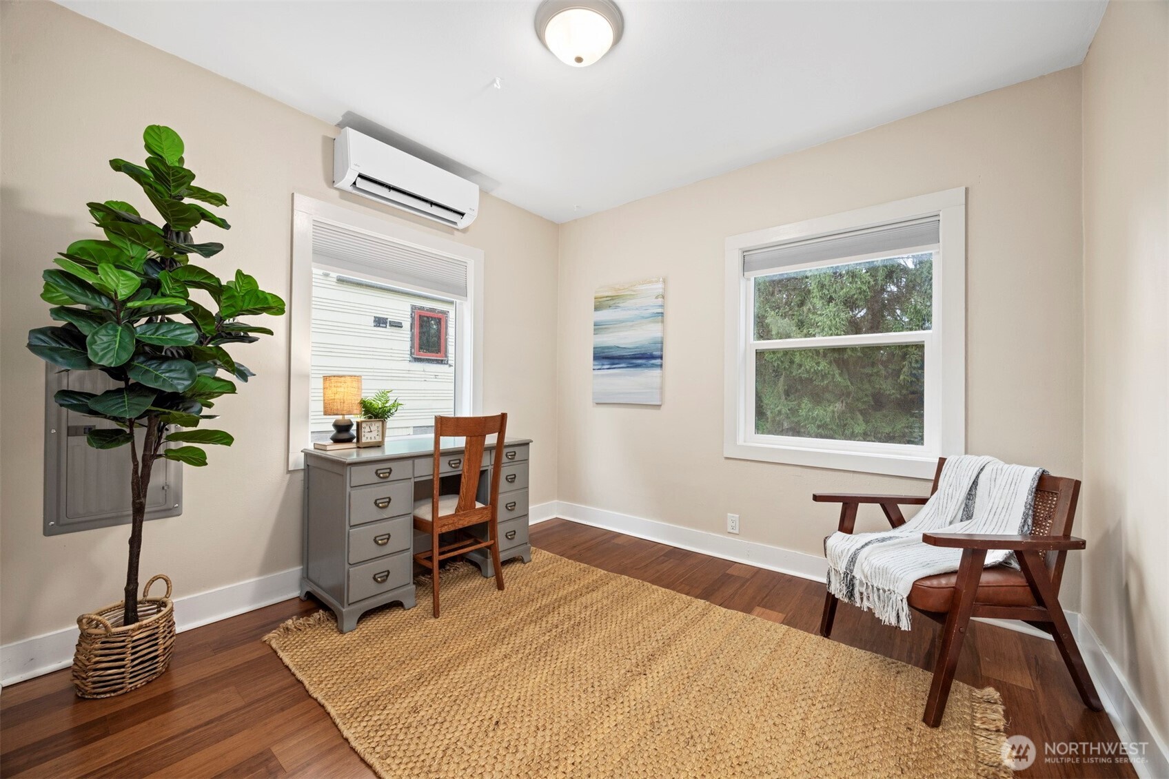 125 34th Street , Bellingham, WA 98225-6058