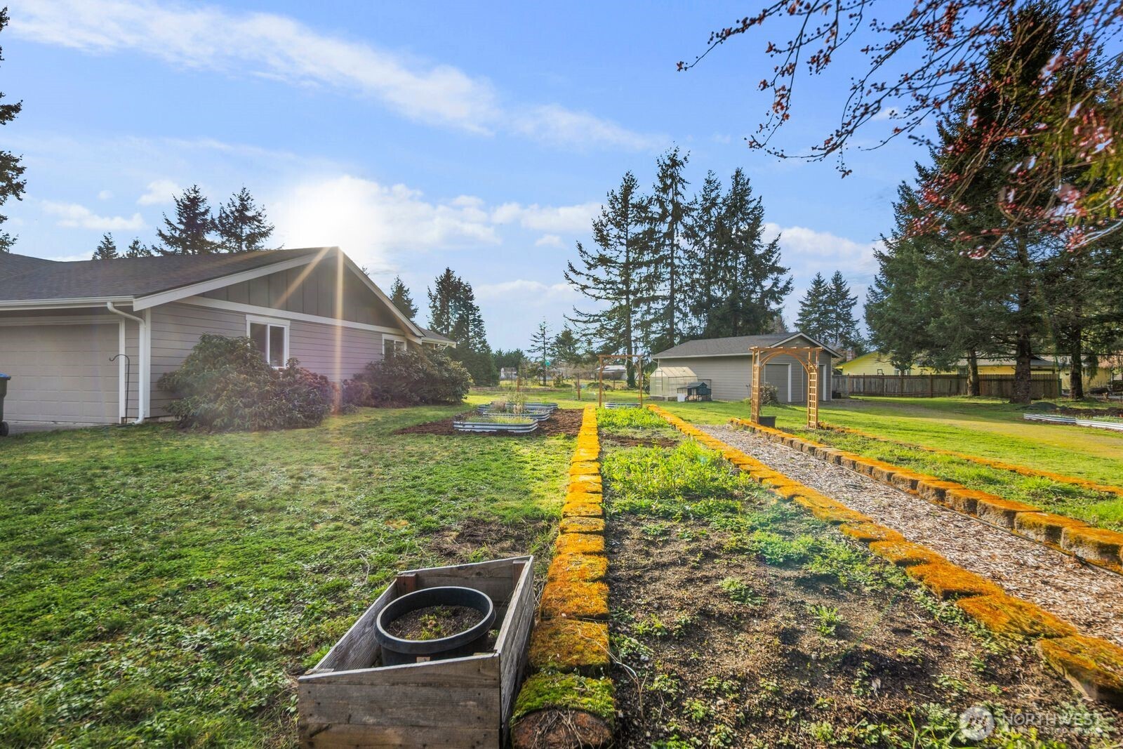 9911 Hampshire Court SE, Olympia, WA 98513