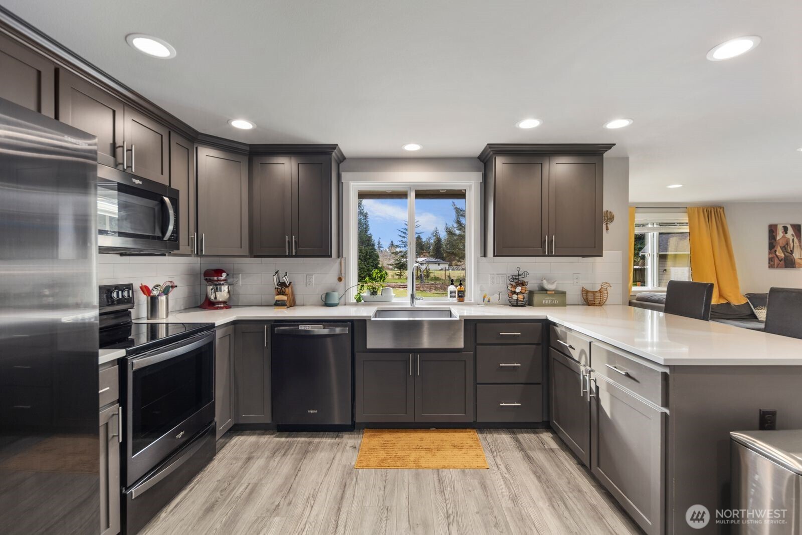 9911 Hampshire Court SE, Olympia, WA 98513