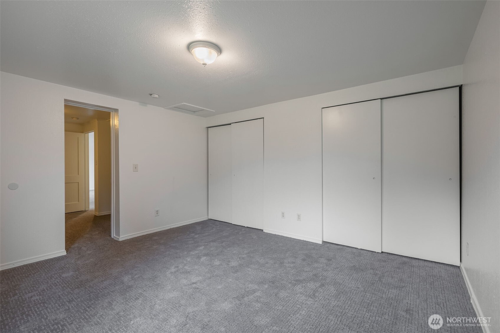 24109 57th Place W, Lake Forest Park, WA 98043