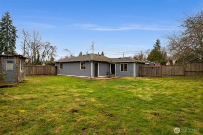 24109 57th Place W, Lake Forest Park, WA 98043 - Photo 24