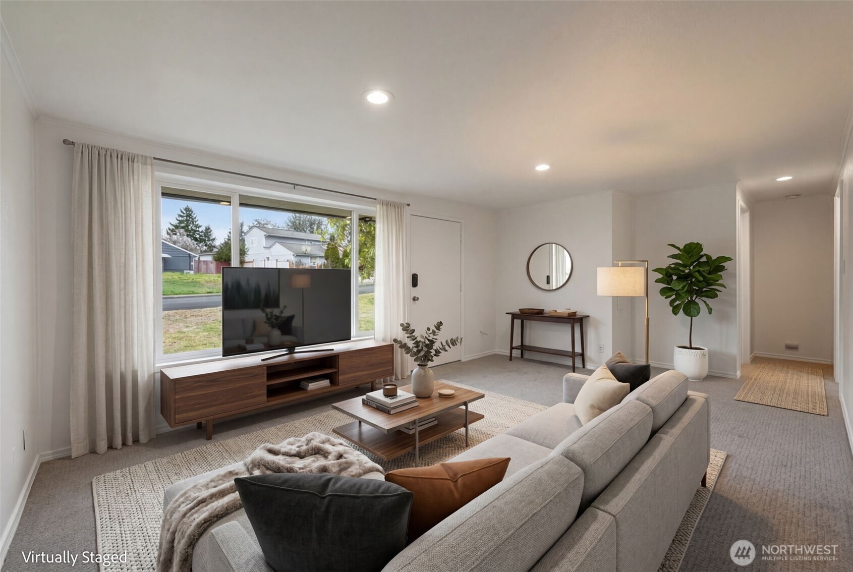 24109 57th Place W, Lake Forest Park, WA 98043