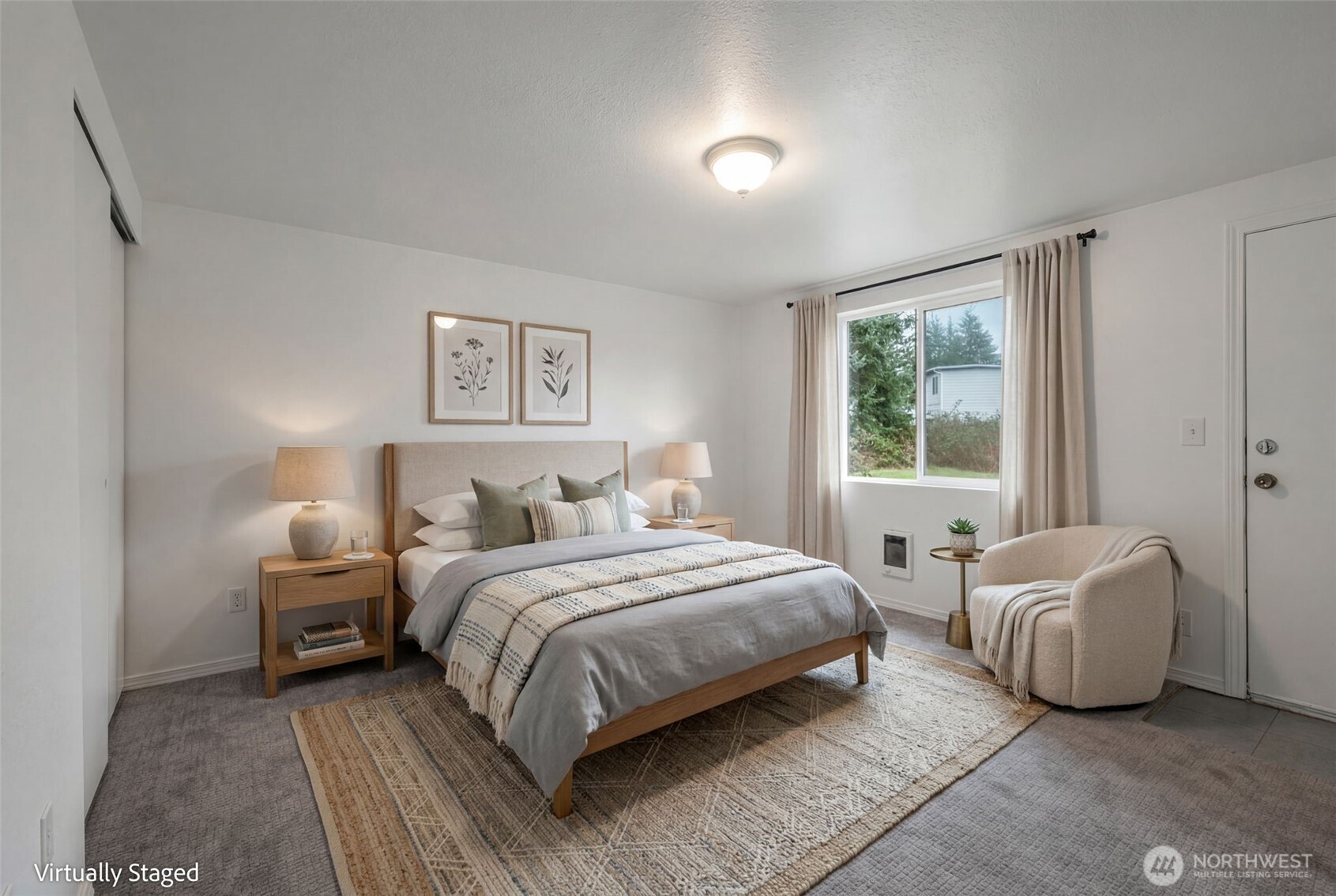 24109 57th Place W, Lake Forest Park, WA 98043