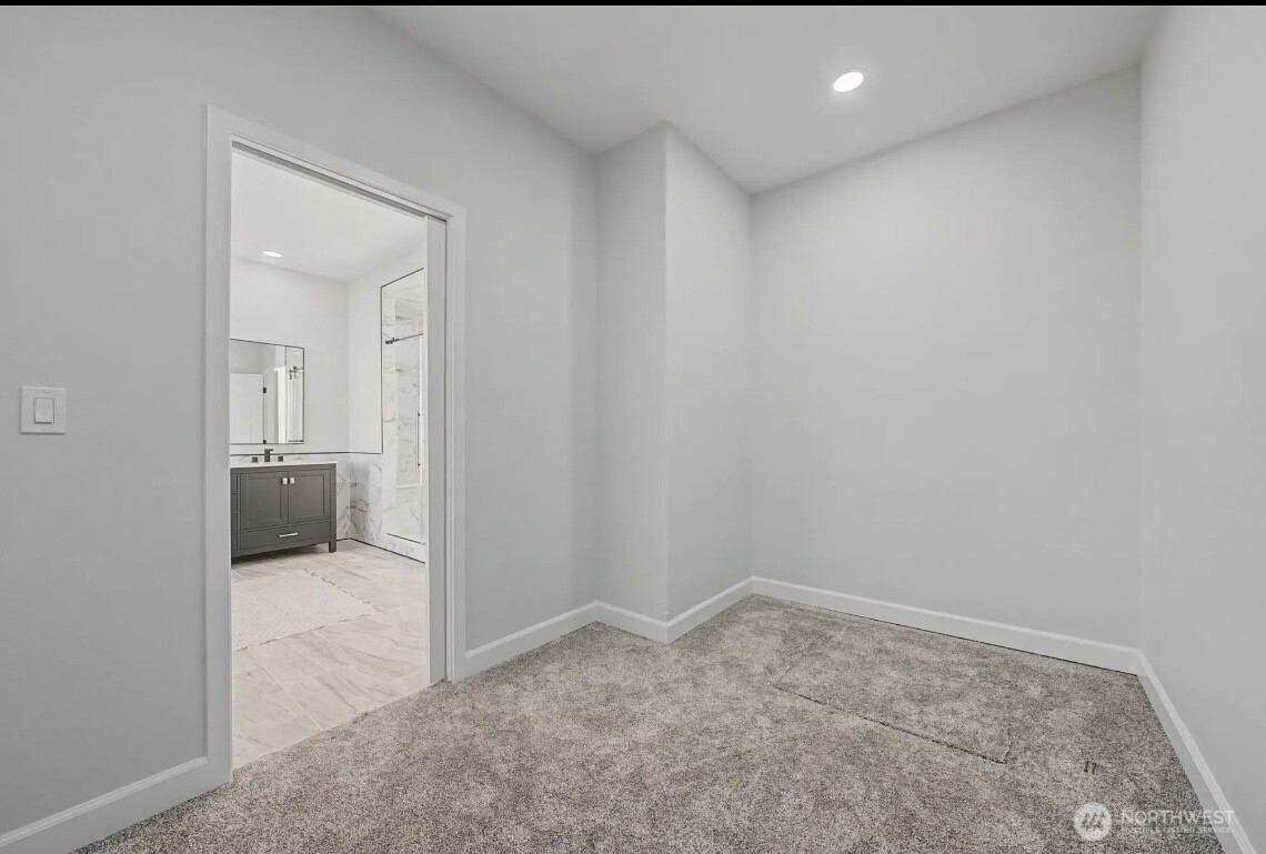 6988 Stonecrest Road NE, Moses Lake, WA 98837