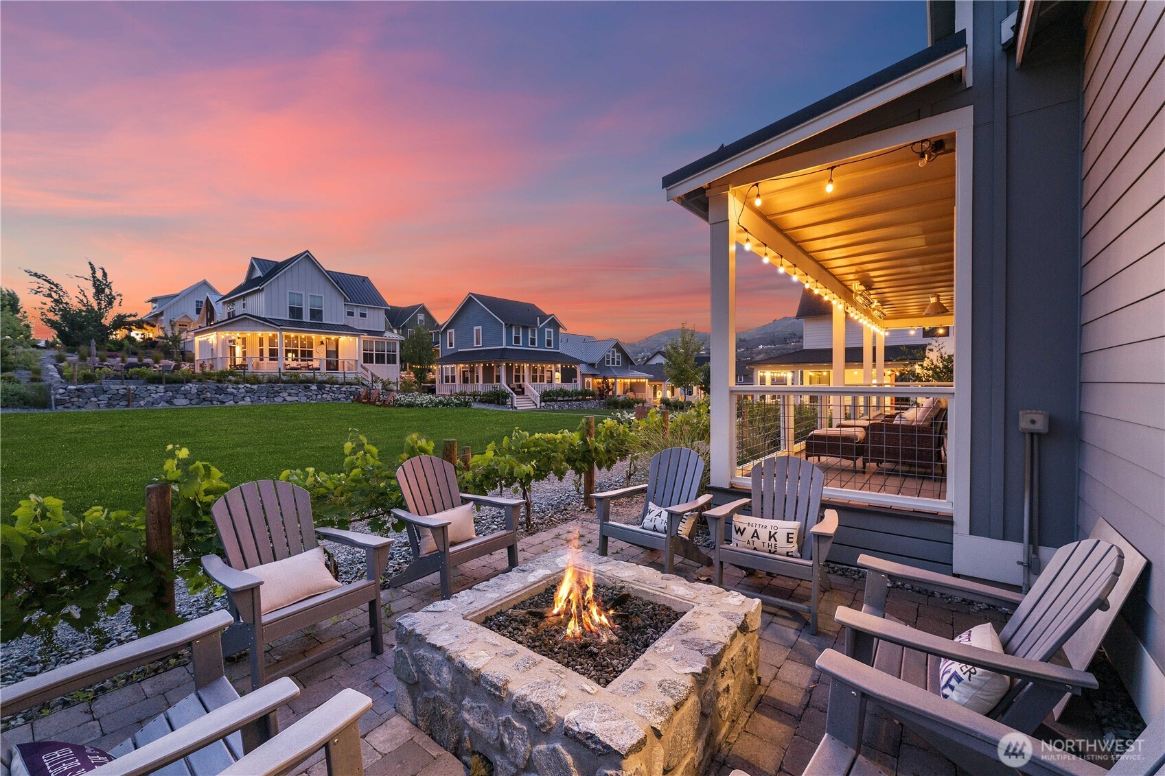 250 Bobcat Lane , Chelan, WA 98816