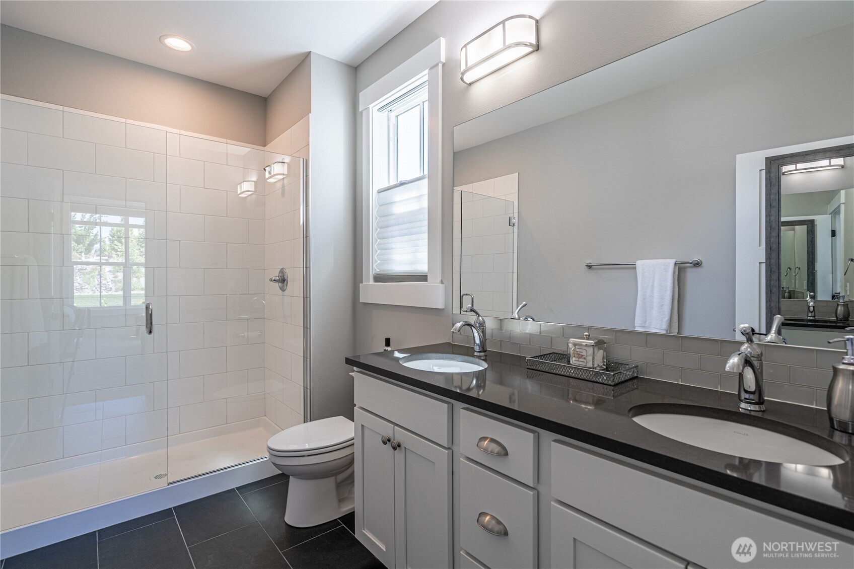 250 Bobcat Lane , Chelan, WA 98816