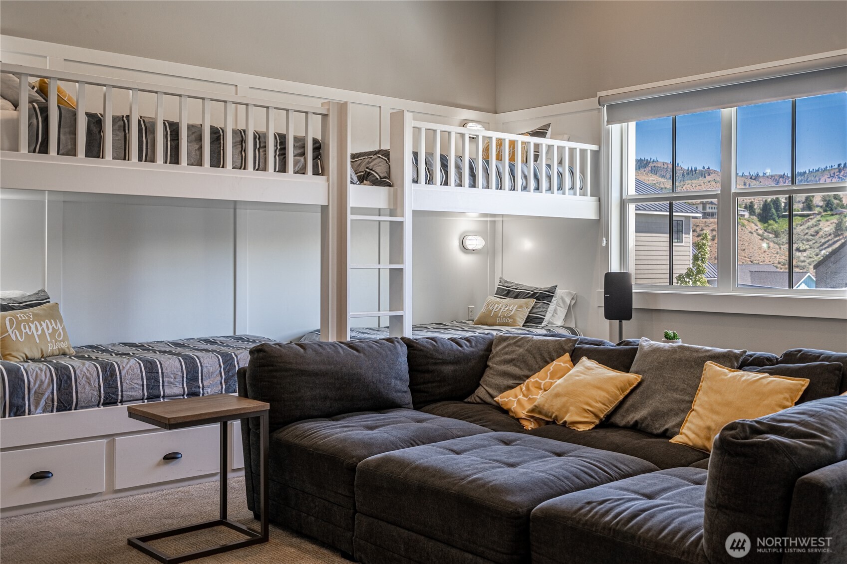 250 Bobcat Lane , Chelan, WA 98816