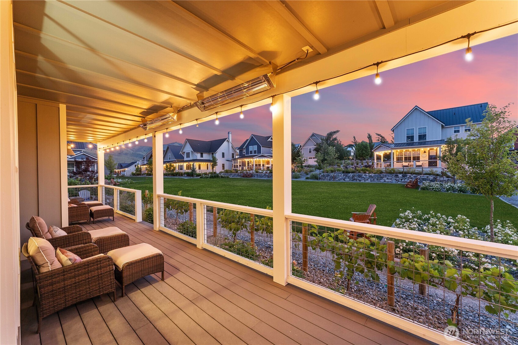 250 Bobcat Lane , Chelan, WA 98816