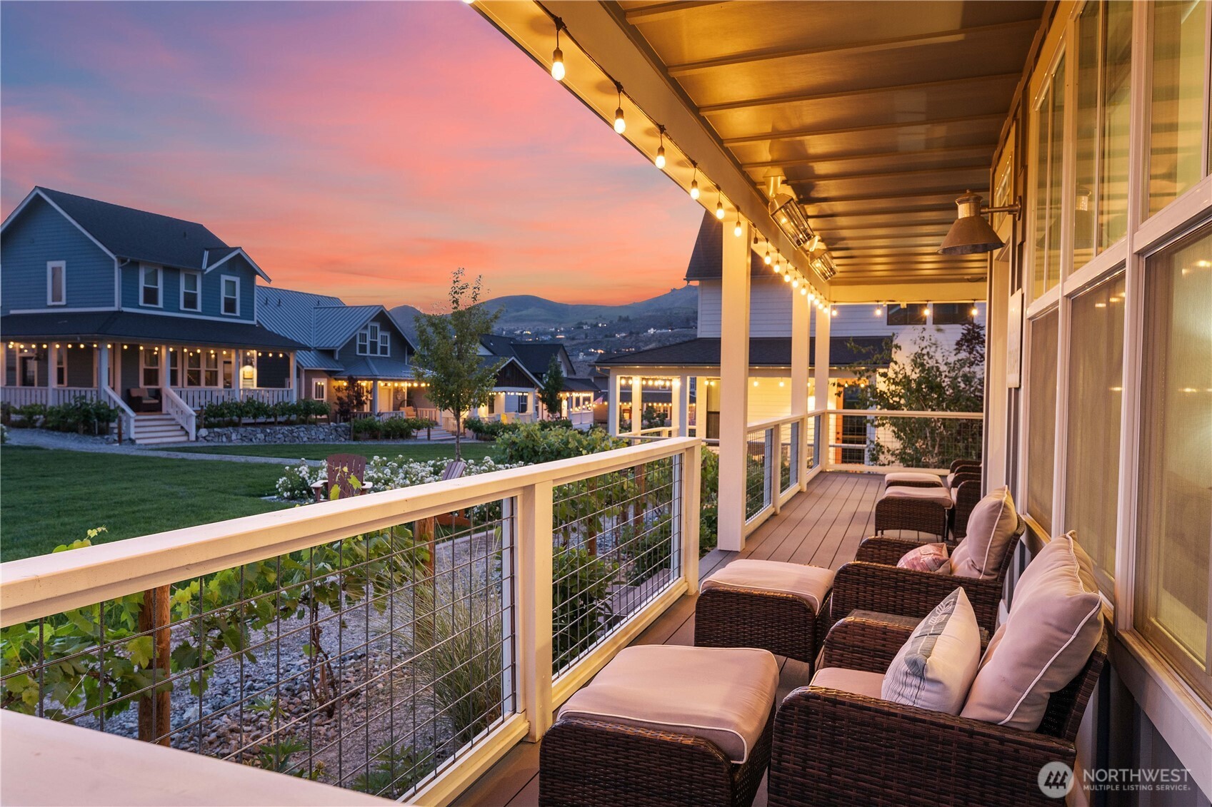 250 Bobcat Lane , Chelan, WA 98816