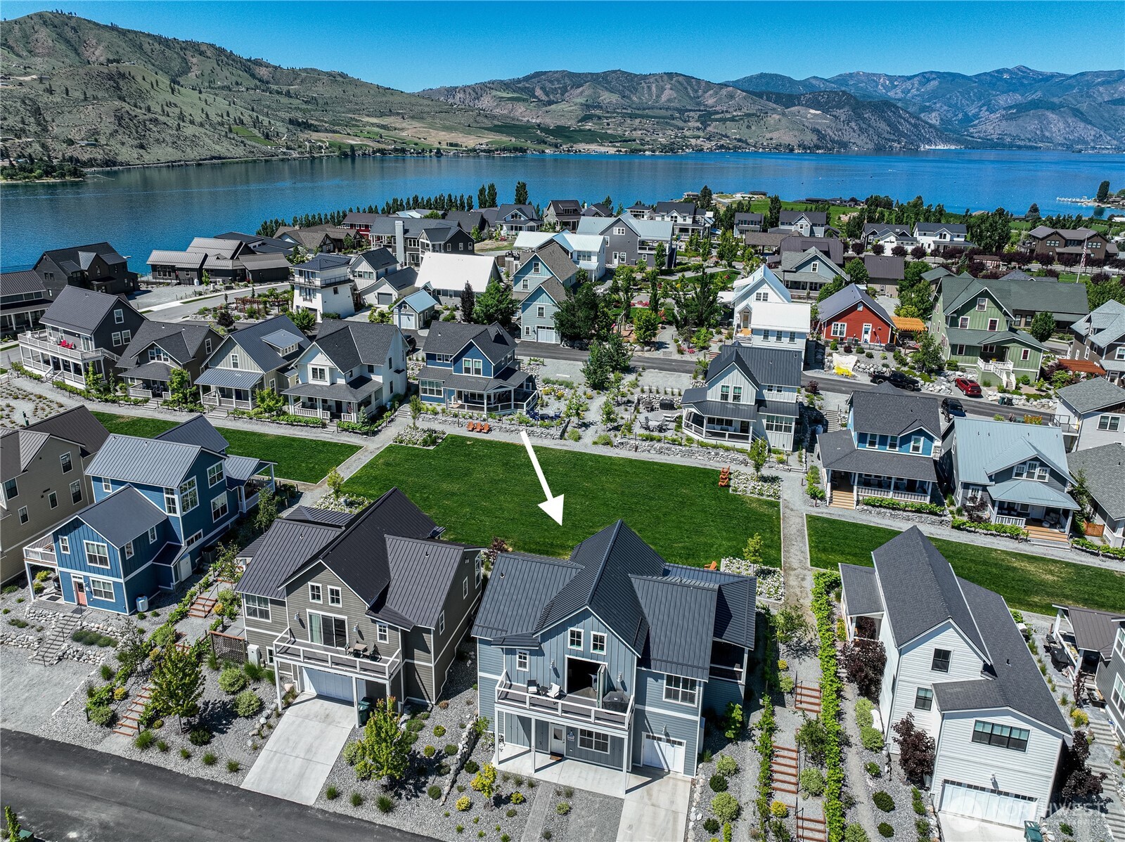 250 Bobcat Lane , Chelan, WA 98816