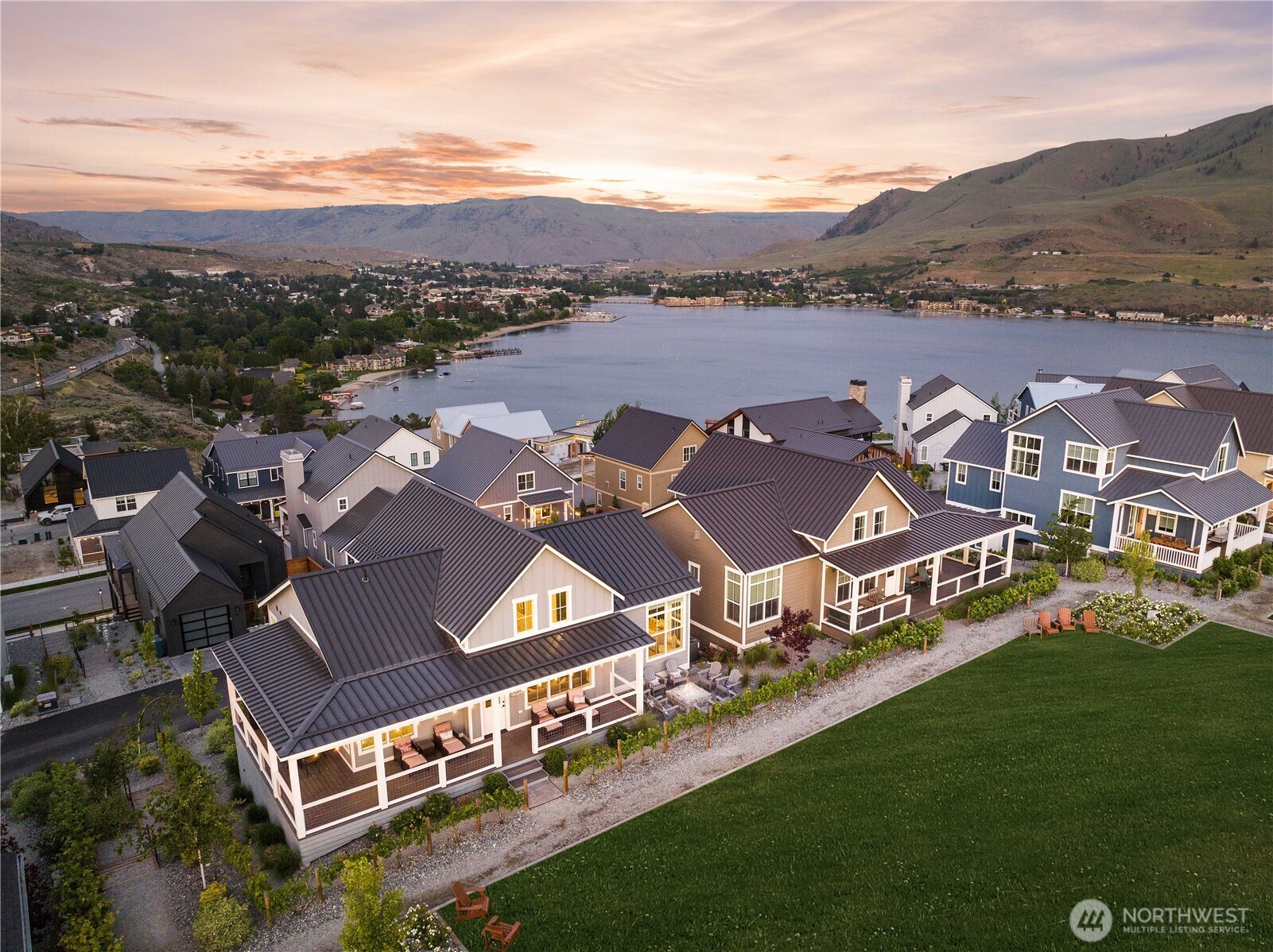 250 Bobcat Lane , Chelan, WA 98816