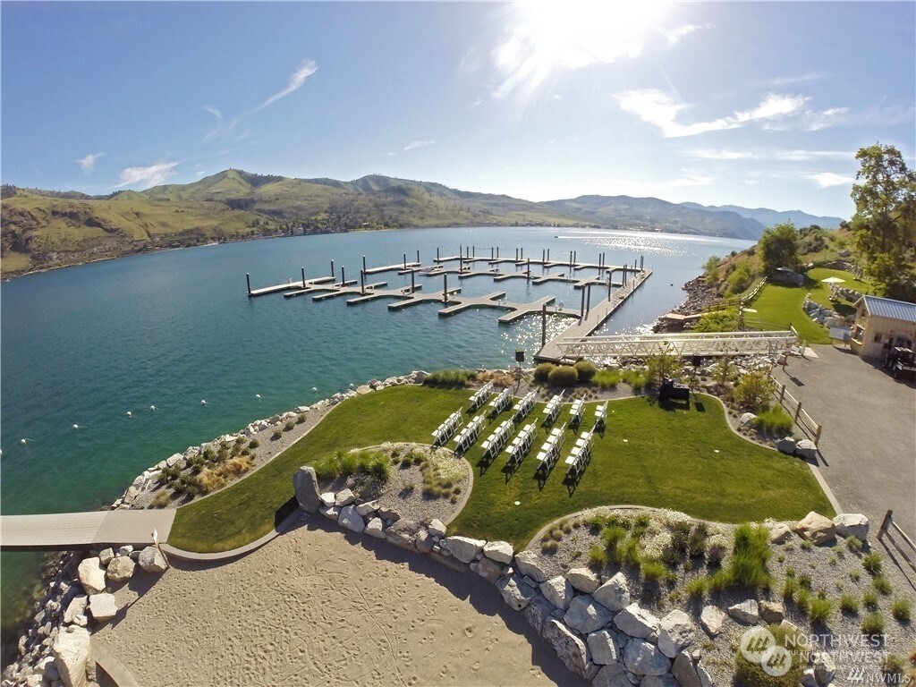 250 Bobcat Lane , Chelan, WA 98816
