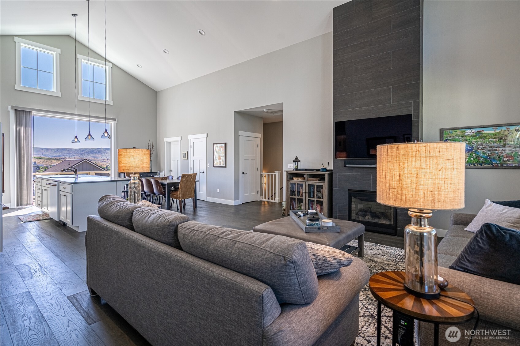 250 Bobcat Lane , Chelan, WA 98816