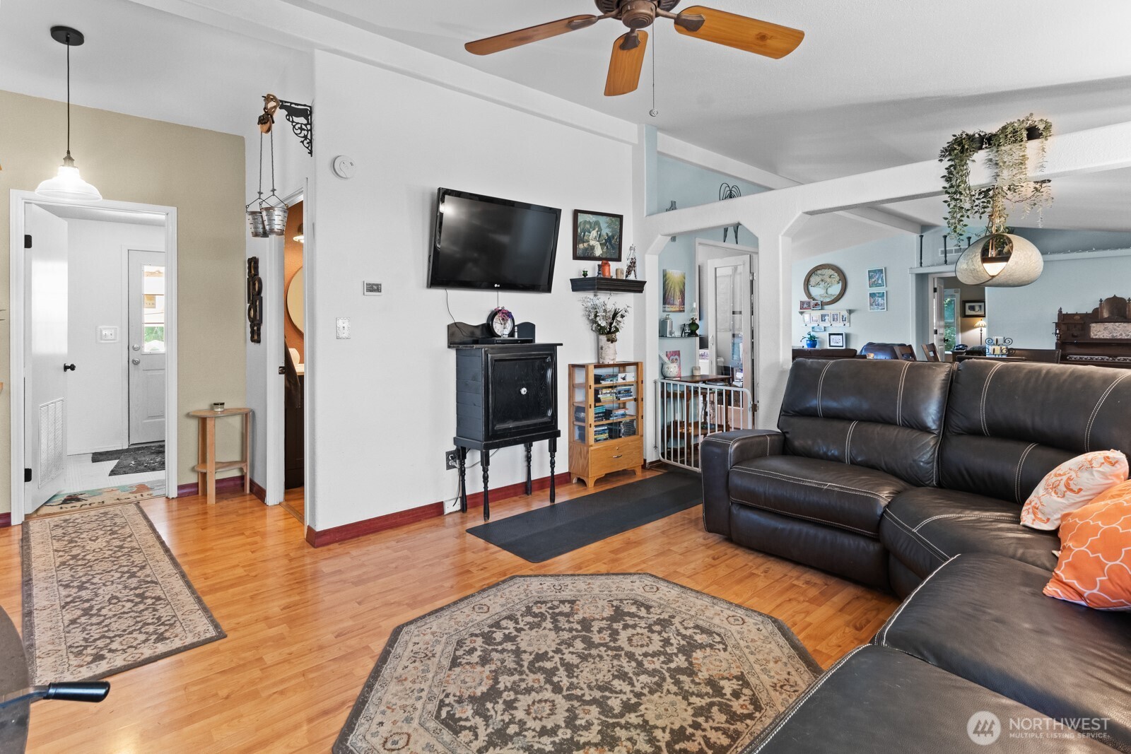 6740 101st Avenue SW, Olympia, WA 98512