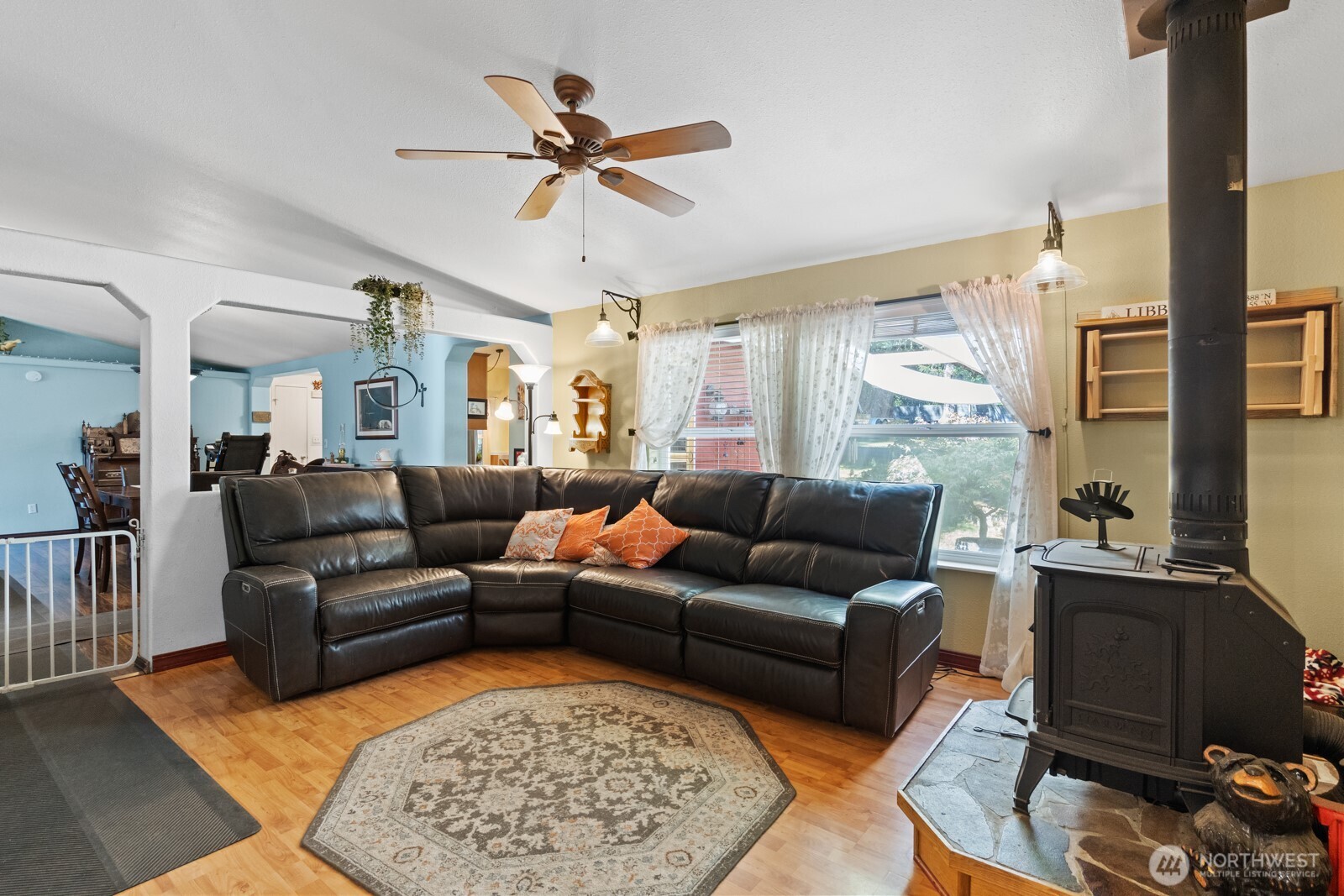 6740 101st Avenue SW, Olympia, WA 98512