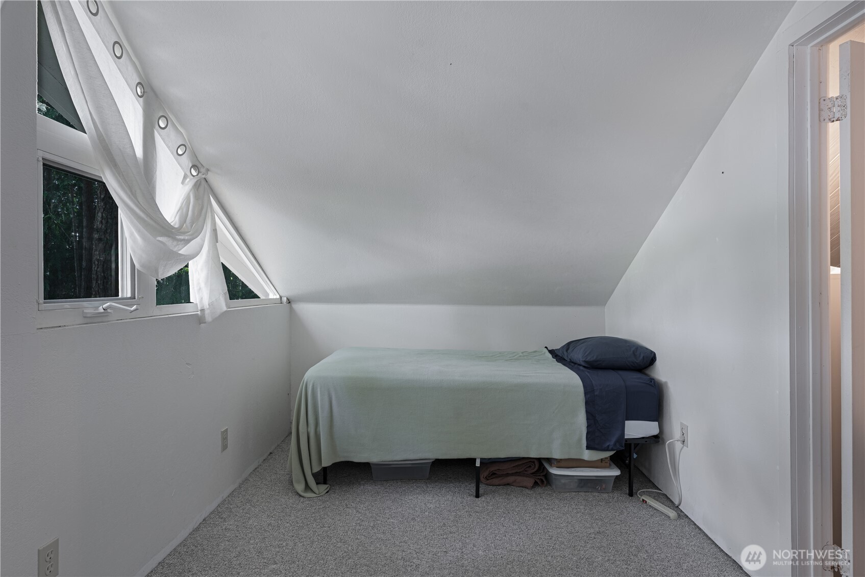 711 E Herron Boulevard NW, Lakebay, WA 98349