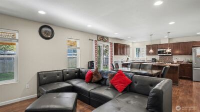 12515 Prairie Ridge Drive E, Bonney Lake, WA 98391 - Photo 5