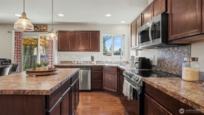 12515 Prairie Ridge Drive E, Bonney Lake, WA 98391 - Photo 9