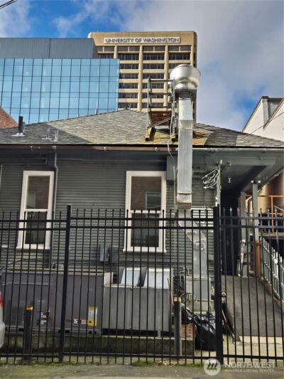 4332 University Way NE #A, Seattle, WA 98105