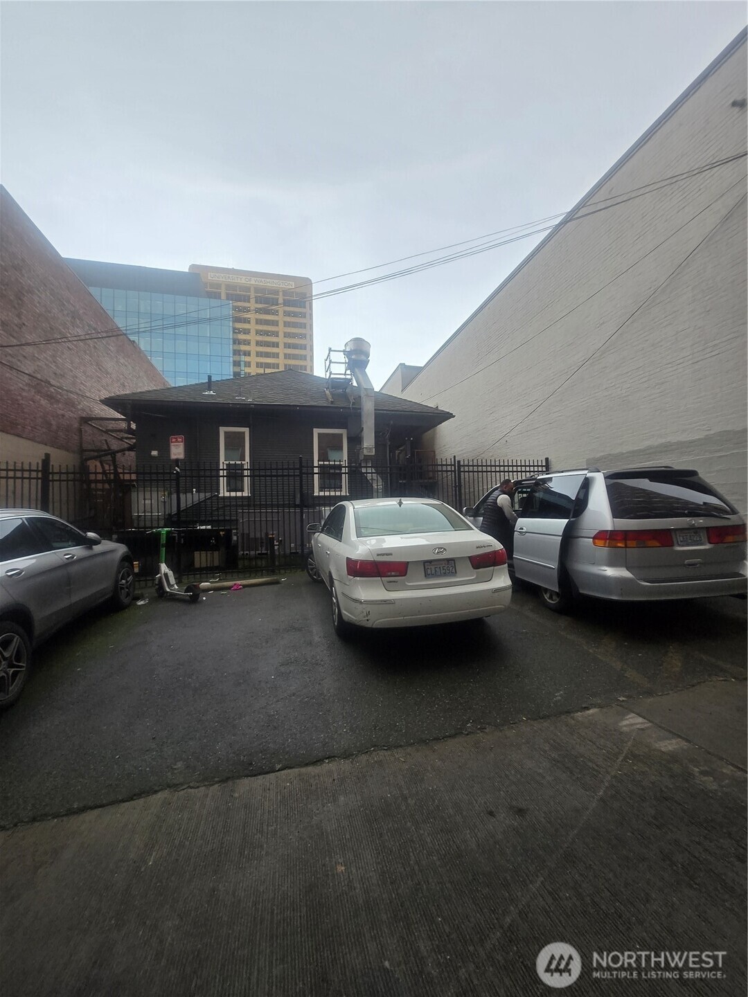 4332 University Way NE #A, Seattle, WA 98105